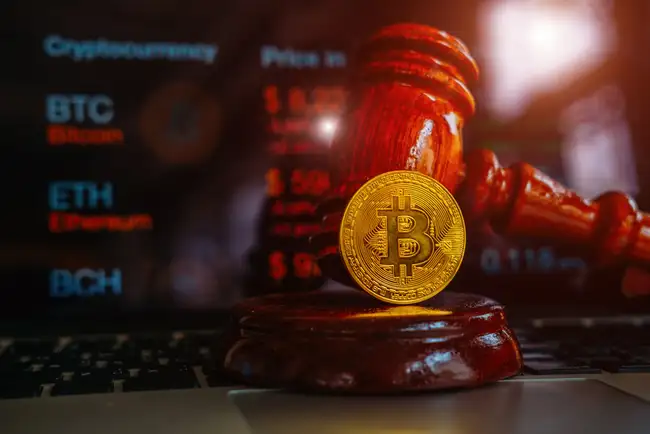 美国SEC为何7年执着于加密产业？