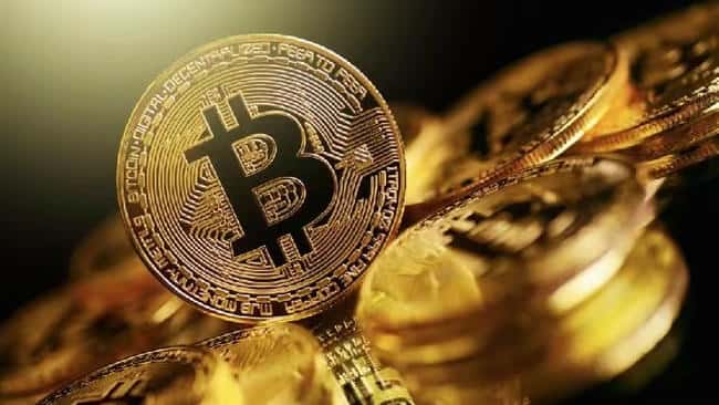 比特币9.5万美元生死线引关注，本月BTC潜在催化剂有何看点？