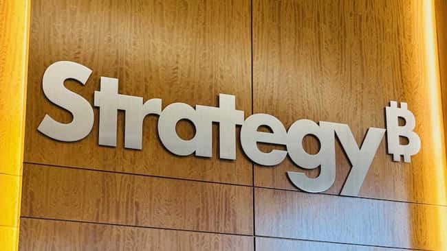 Strategy豪掷7.4亿美元，购入7633枚比特币！