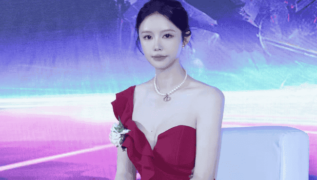中国女KOL推出新奇挑战：持有0.1枚比特币，共度浪漫春宵机会来袭！