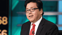 华尔街神算子Tom Lee再度精准预言！以太坊将破万，BTC目标15万！