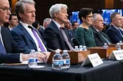 华尔街与加密货币的较量：金融界游说大战在华盛顿上演！