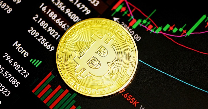 比特币稳守 11.3 万美元，流动性收紧，交易员在联准会决议前转向保守！