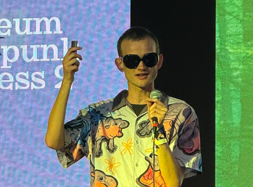 V神新造型现身：以太坊与FTX的鲜明对比，区块链的真正意义！