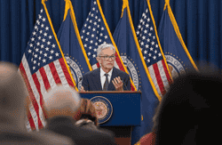 鲍威尔盟友释放重磅信号：12月降息反转几成定局？