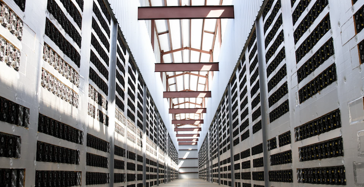 比特币矿企转战AI能源：Cipher与IREN携手亚马逊、微软签下百亿美元合约！