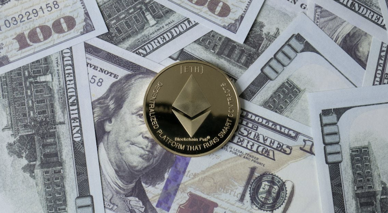 贝莱德重磅押注：首只质押以太坊ETF获批在即，华尔街百亿资金或将引爆ETH新一轮暴涨