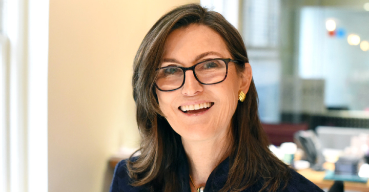 ARK重磅加仓比特币ETF!女股神Cathie Wood断言:四年减半周期神话终结