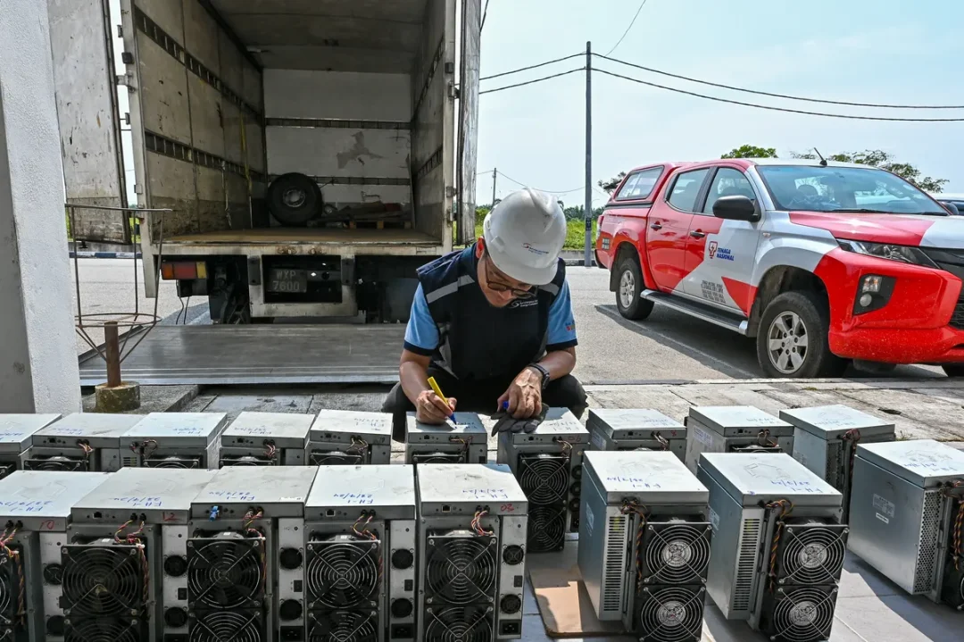 马来西亚11亿美元比特币窃电案:无人机围剿地下矿场,矿工用鸟鸣掩盖机器轰鸣