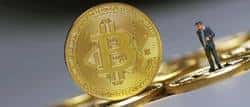 比特币跌破7.7万，以太坊暴跌如跳楼机：今日币圈暴跌深度解析