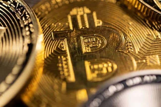 新加坡加密认知爆棚达94%！为何持有率却意外下滑？
