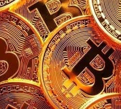 比特币10万大关稳坐，接下来是15万的星际飞跃，还是8万的重力拉扯？