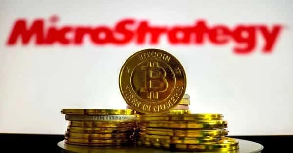 微策略创始人预测:2035年比特币市值超黄金,未来目标100万美元!