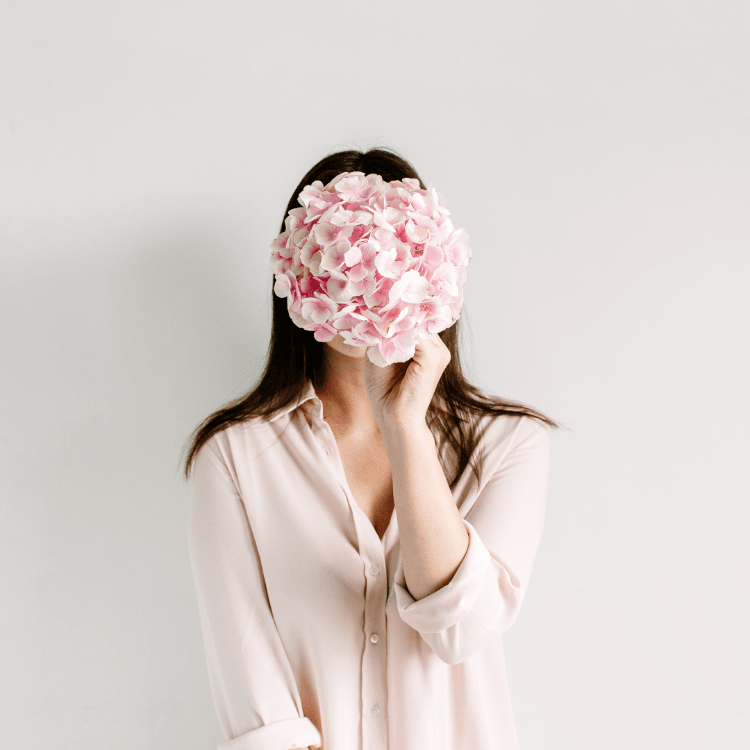 比特币急跌至10.7万关键支撑位:暴跌后抄底策略与多空盈亏比深度解析