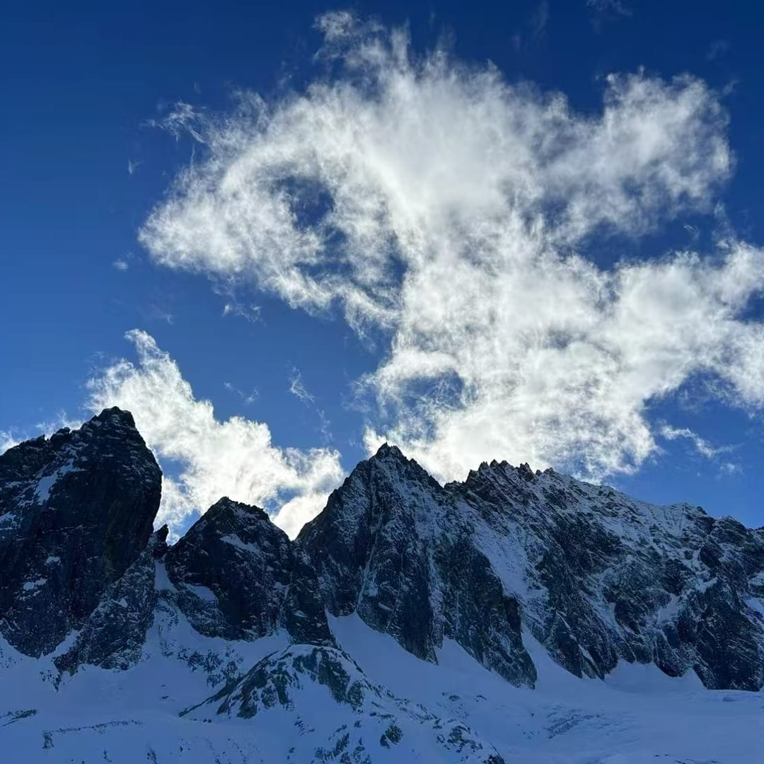 10月18日BTC行情:日内波动超10000点,空头主导,107500-108000为做空核心区