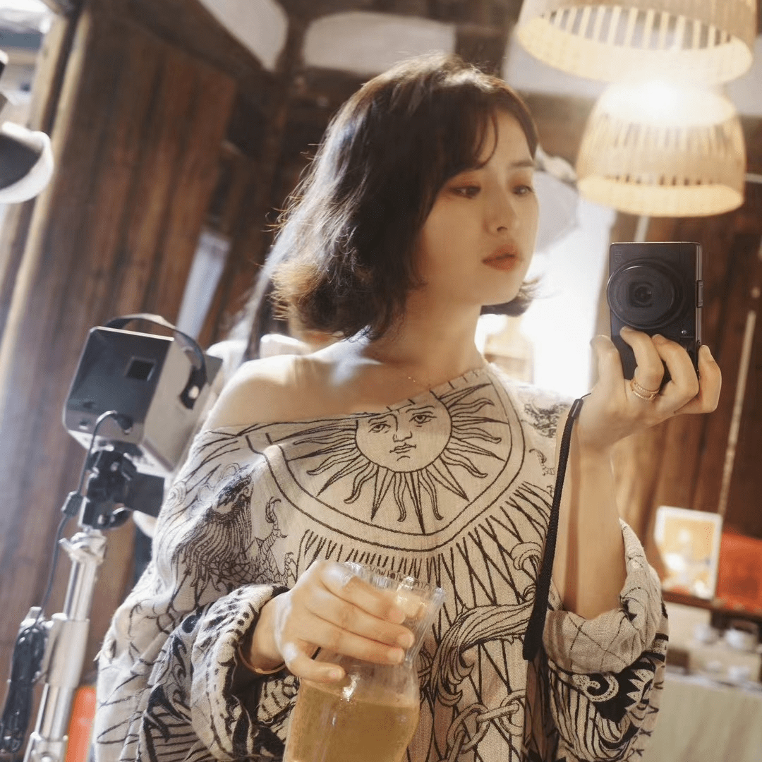 狗狗币支付革命:从星巴克到法拉利,7.2美元目标引爆全球加密市场