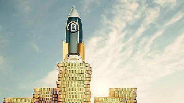 2025年10月黄金暴跌6%与比特币抵押抵税新政:散户必看的资产轮动机遇与风险