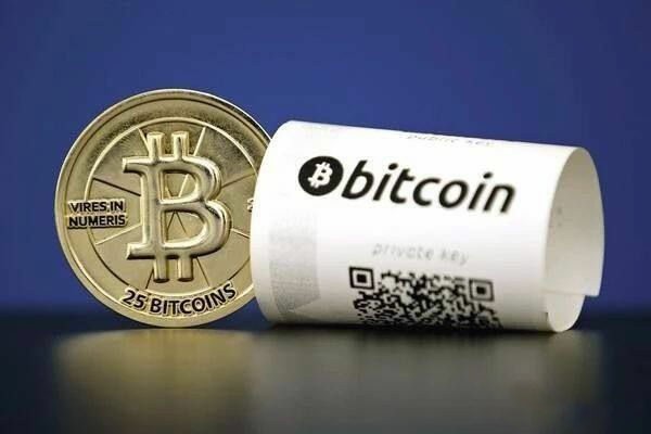 Polkadot价格受压,持有者创历史新高,协议升级后市场动向分析