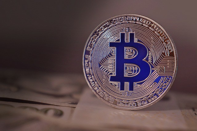 币圈赚百万的三种途径:稳健投资、技术深耕与运气判断