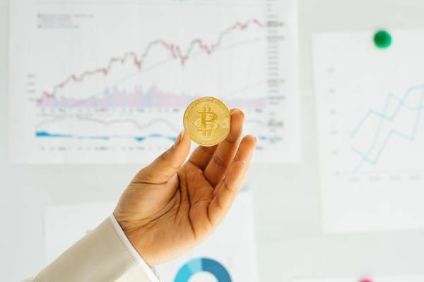 PEPE币市值破百亿,未来潜力引发热议