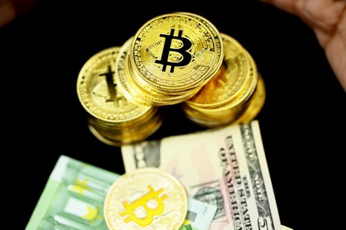 CRV代币:下一个市值飙升的DeFi之王,未来3-4个月潜力巨大