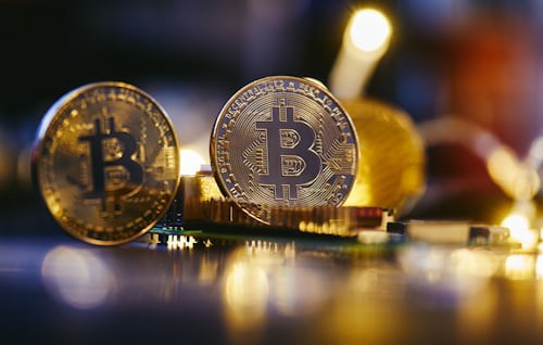 美联储意外大幅降息50基点,市场反应扑朔迷离