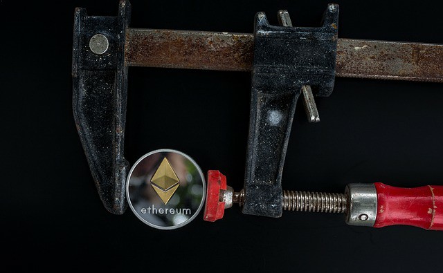 BTC及以太坊生态布局策略:机构抢筹,长线看涨至15万